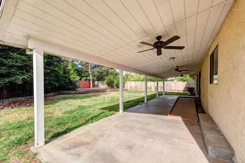 549 Country Oak Dr, Redding, CA 96003 photo 31