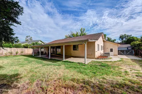 549 Country Oak Dr, Redding, CA 96003 photo 33