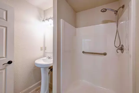 549 Country Oak Dr, Redding, CA 96003 photo 18