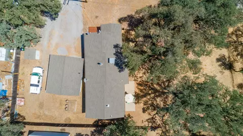 9472 Kena Ln, Redding, CA 96003 photo 32