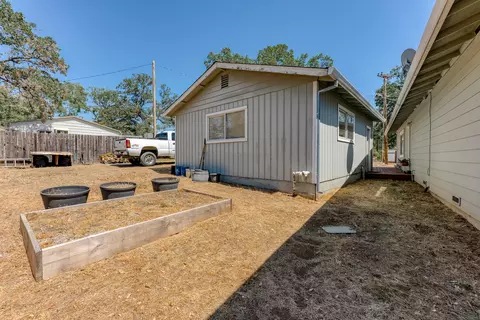 9472 Kena Ln, Redding, CA 96003 photo 30