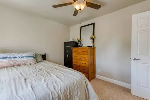 9472 Kena Ln, Redding, CA 96003 photo 17