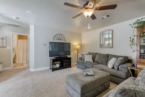 9472 Kena Ln, Redding, CA 96003 photo 11