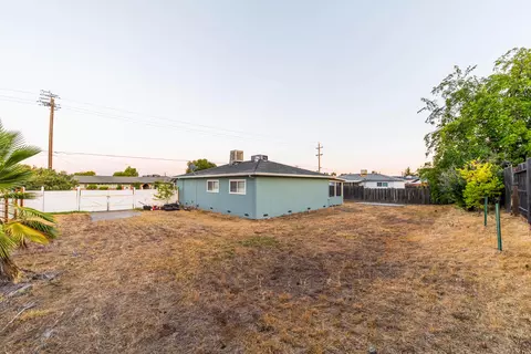 1220 S Jackson St, Red Bluff, CA 96080 photo 3