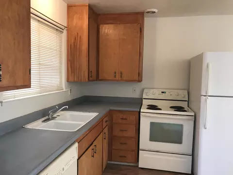 1220 S Jackson St, Red Bluff, CA 96080 photo 8