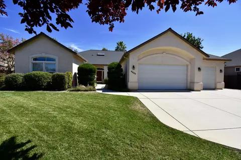 4605 Clark River Dr, Redding, CA 96002 photo 1