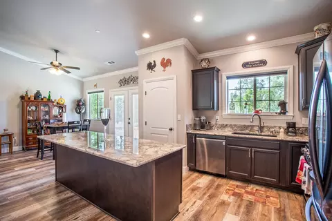 22587 Elk Trl E, Redding, CA 96003 photo 6