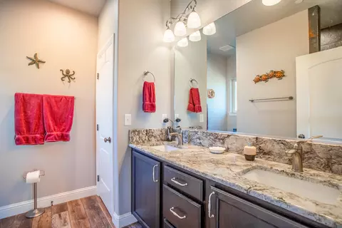 22587 Elk Trl E, Redding, CA 96003 photo 14