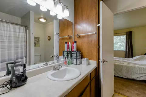 2065 Charade Way, Redding, CA 96003 photo 22