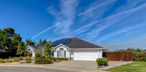 4437 Autumn Mist Ln, Redding, CA 96001 photo 1