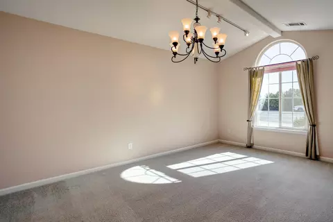 4437 Autumn Mist Ln, Redding, CA 96001 photo 10