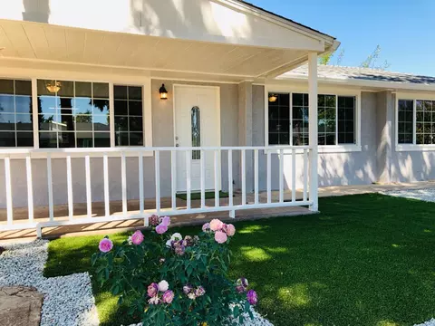 1070 De Moll Dr, Redding, CA 96002 photo 2