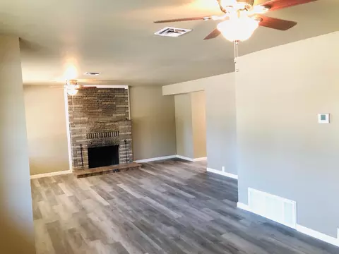 1070 De Moll Dr, Redding, CA 96002 photo 5