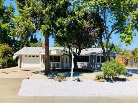 1070 De Moll Dr, Redding, CA 96002 photo 3