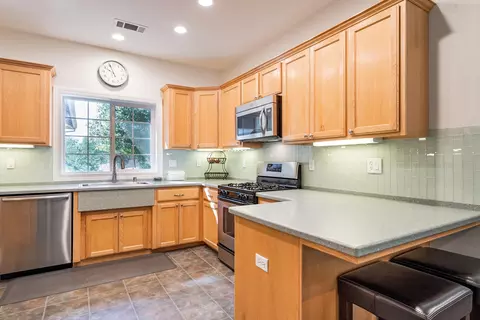 20900 Elvina Way, Redding, CA 96003 photo 10
