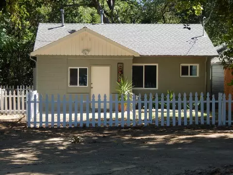 1137 Oak St, Red Bluff, CA 96080 photo 7