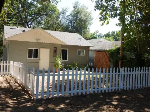 1137 Oak St, Red Bluff, CA 96080 photo 9