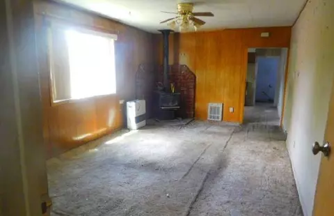 294 Butte St, Weed, CA 96094 photo 8