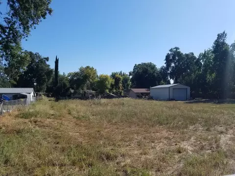 3036 Sacramento Dr, Redding, CA 96001 photo 6