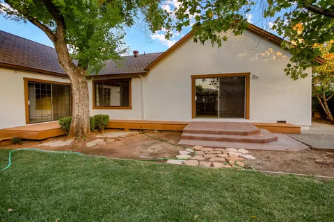 544 Royal Oaks Dr, Redding, CA 96001 photo 40