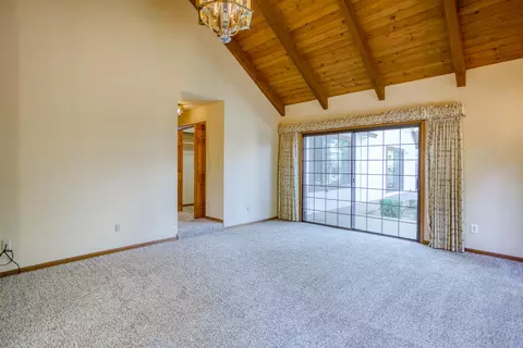 544 Royal Oaks Dr, Redding, CA 96001 photo 32
