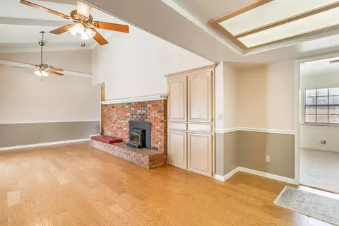 10080 Victoria Dr, Redding, CA 96001 photo 14