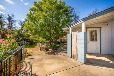 10080 Victoria Dr, Redding, CA 96001 photo 31