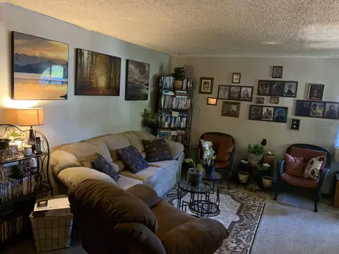 2072 Victor Ave, Redding, CA 96002 photo 9
