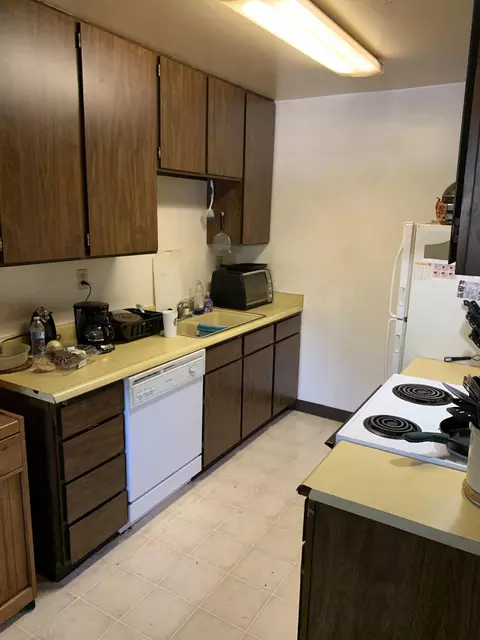 2072 Victor Ave, Redding, CA 96002 photo 18