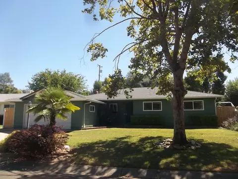 2041 Meadowbrook Dr, Redding, CA 96001 photo 1