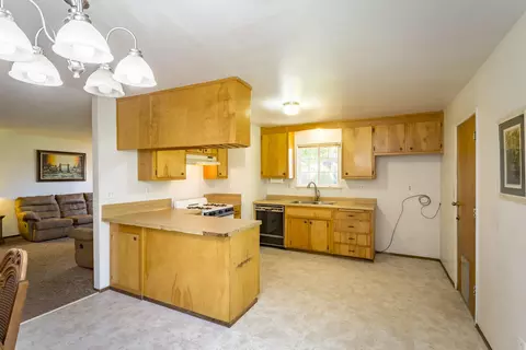 2633 Shasta View Dr, Redding, CA 96002 photo 5