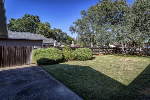 2633 Shasta View Dr, Redding, CA 96002 photo 14