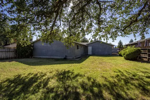 2633 Shasta View Dr, Redding, CA 96002 photo 19
