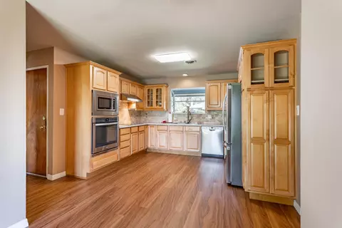 1229 Ledell Dr, Redding, CA 96002 photo 9