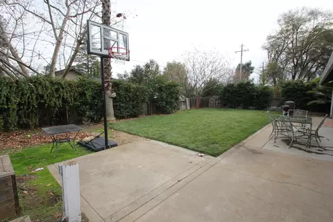 3889 Cirrus St, Redding, CA 96002 photo 17