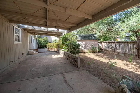 2493 Waldon St, Redding, CA 96001 photo 15