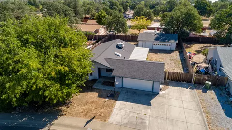 1481 Calexico Dr, Redding, CA 96003 photo 1