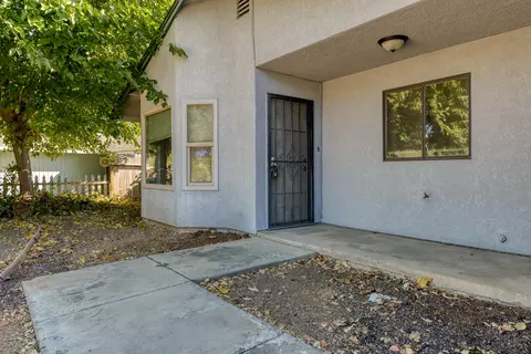 1481 Calexico Dr, Redding, CA 96003 photo 3