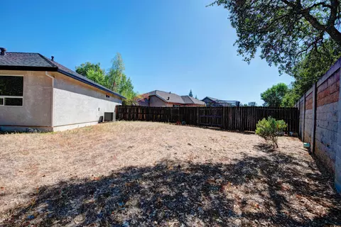 1901 Dellwood Dr, Redding, CA 96003 photo 31
