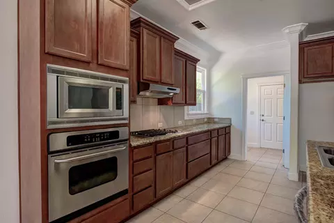1901 Dellwood Dr, Redding, CA 96003 photo 14