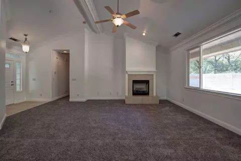 1901 Dellwood Dr, Redding, CA 96003 photo 10