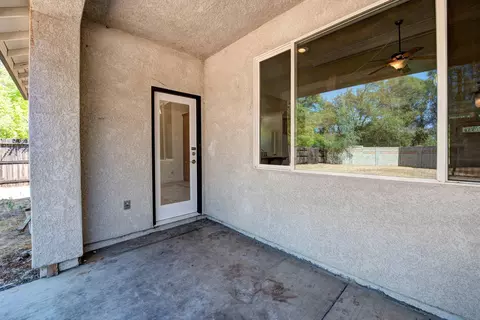 1901 Dellwood Dr, Redding, CA 96003 photo 30