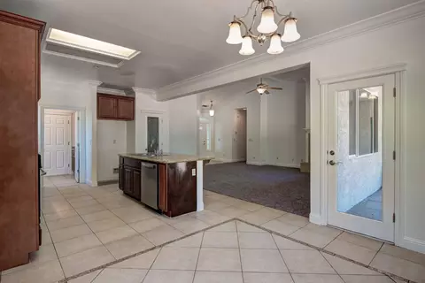 1901 Dellwood Dr, Redding, CA 96003 photo 13