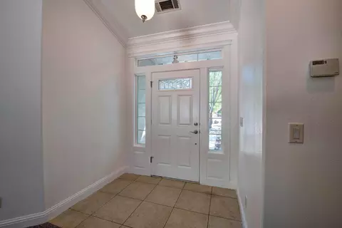 1901 Dellwood Dr, Redding, CA 96003 photo 5