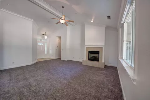 1901 Dellwood Dr, Redding, CA 96003 photo 8