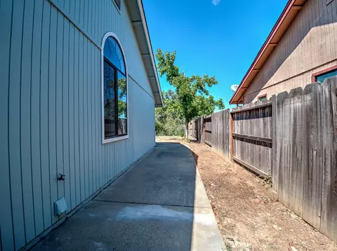 3640 Magnums Way, Redding, CA 96003 photo 26