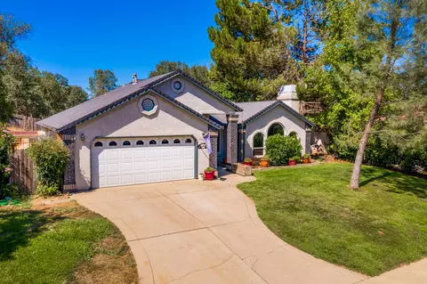 5774 Constitution Way, Redding, CA 96003 photo 3
