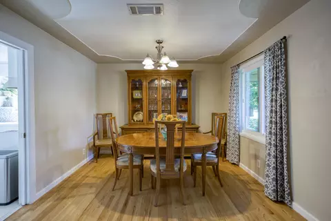 830 Locust St, Redding, CA 96001 photo 16