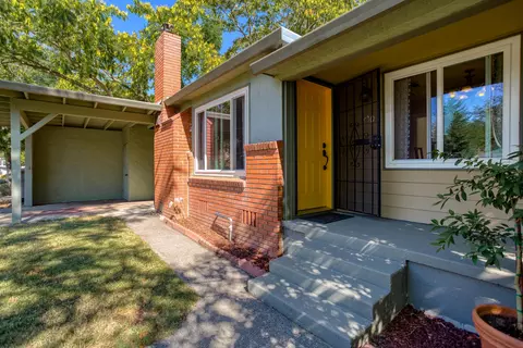 830 Locust St, Redding, CA 96001 photo 5