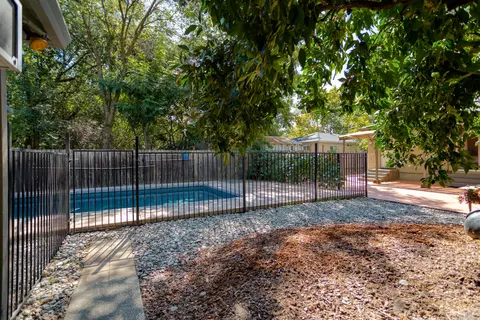 830 Locust St, Redding, CA 96001 photo 25